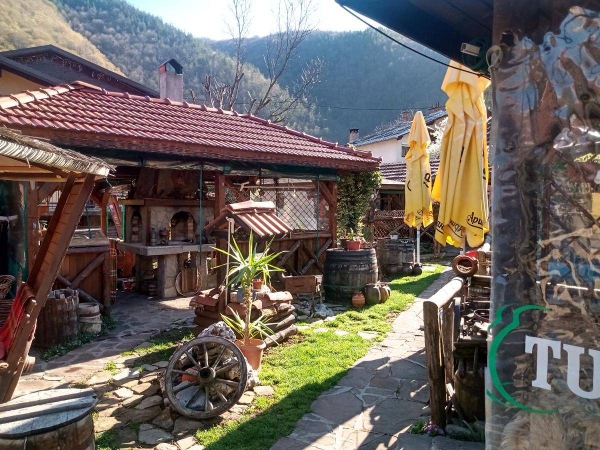 Кръчмъ При Байката Alpin Hotel Ribarica Eksteriør billede